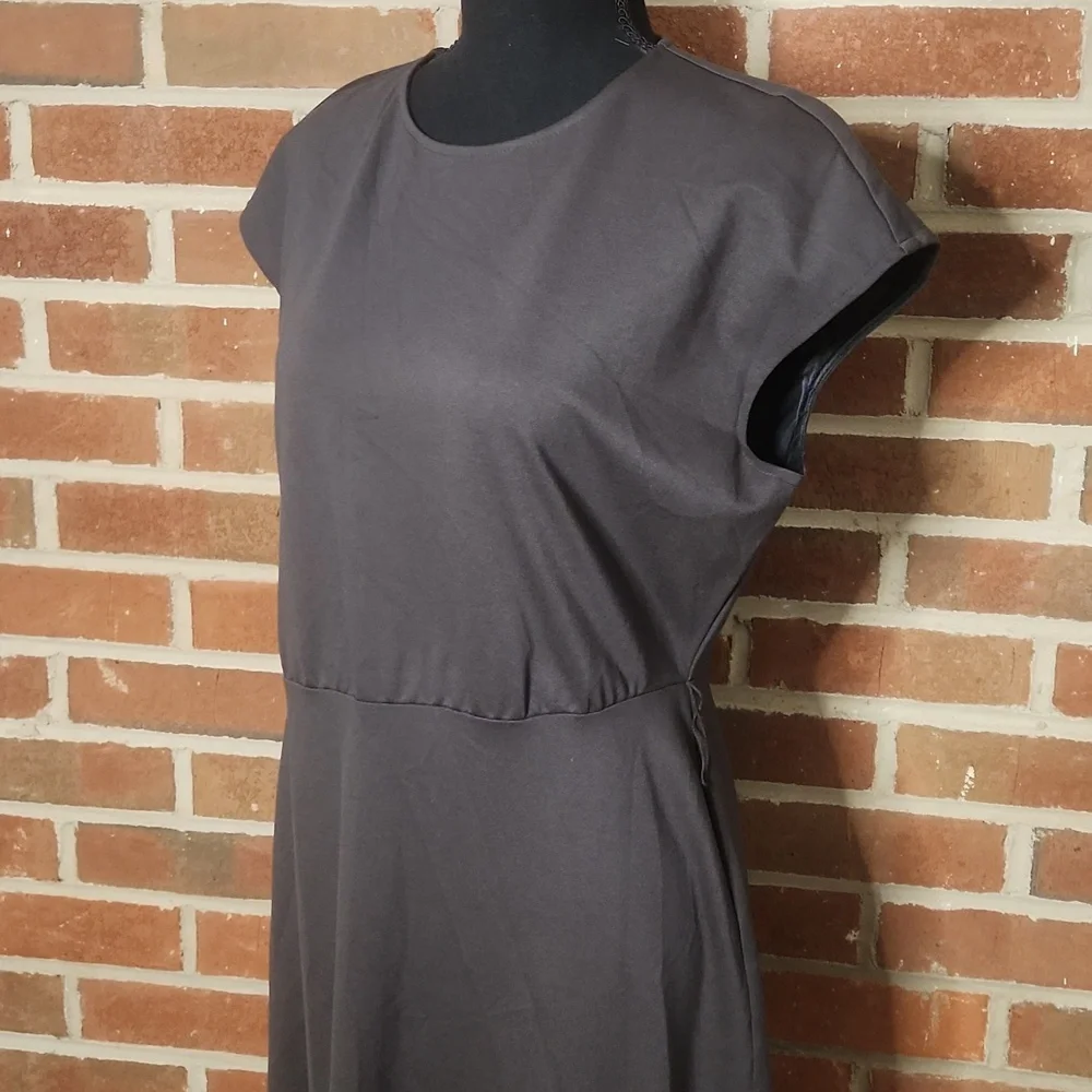 Ann Taylor Petite Charcoal Midi Dress, Size MP - Picture 2 of 8